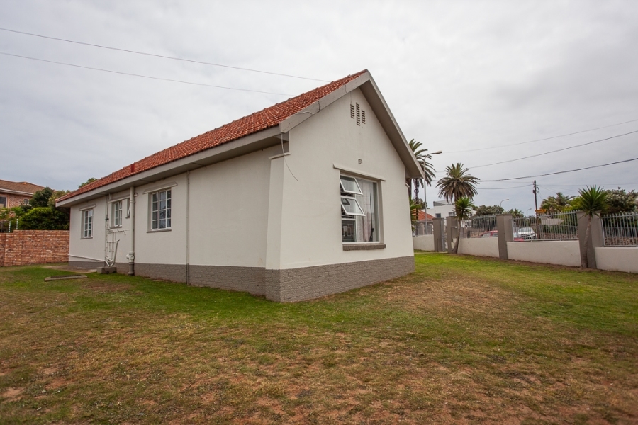 3 Bedroom Property for Sale in Humerail Eastern Cape